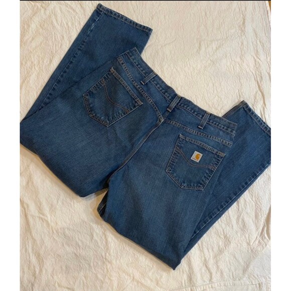 Mens Carhartt denim jeans 42 x 32 traditional fit - Picture 1 of 4